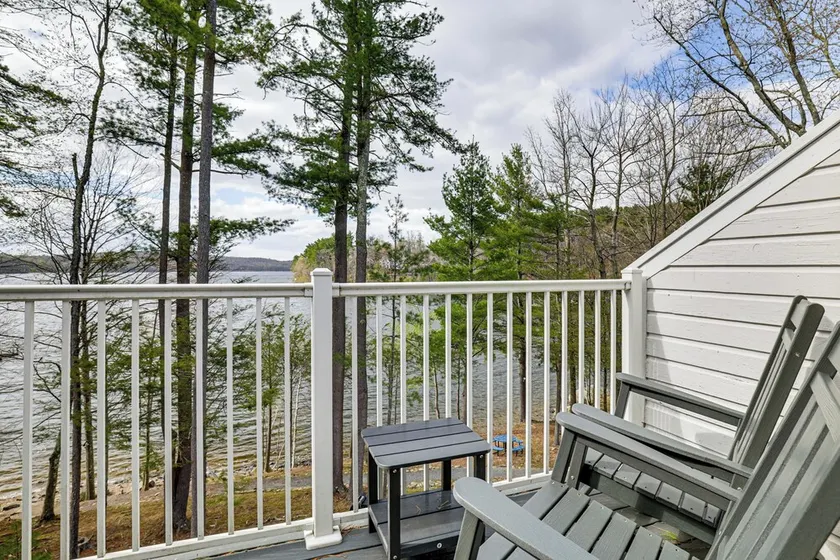 Lake & Boat Slip Access! Family Condo in Greentown - Image 1