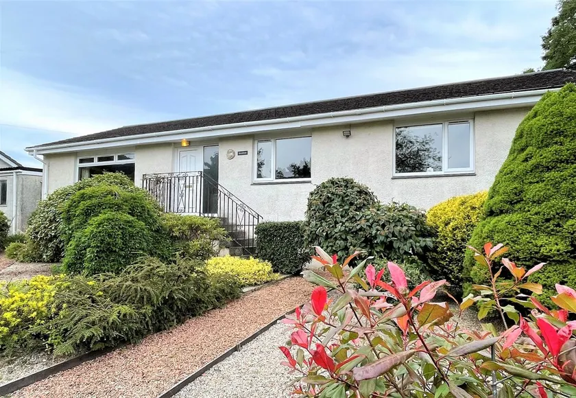 Brookfield, picturesue quiet location, sleeps 8, pet friendly - Image 1