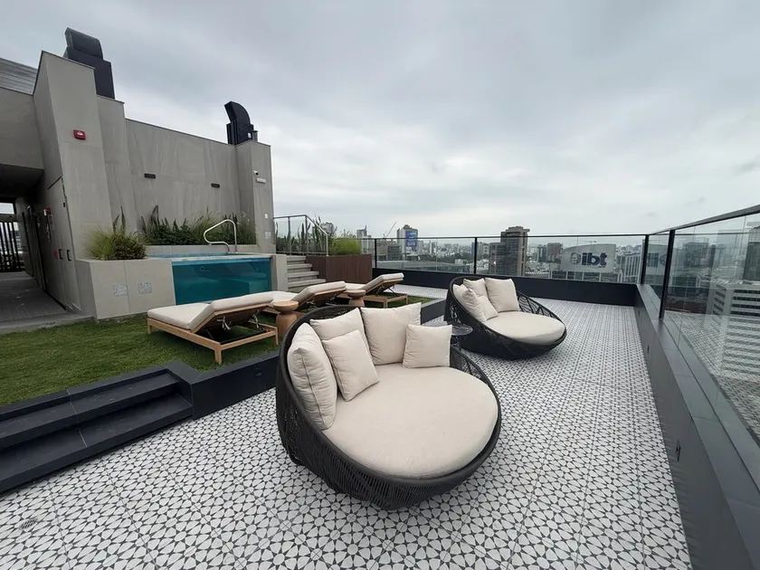 Aparts4Days Gym Pool Jacuzzi 1 Bedroom Apartment - Image 1