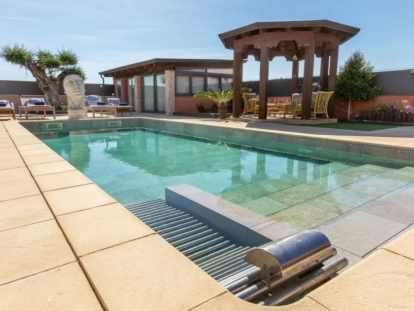 Holiday Home Masia Blanca by Interhome - Image 1