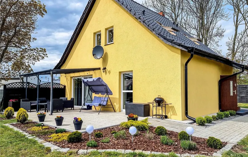 Awesome Home In Nowe Warpno With House Sea View - Image 1