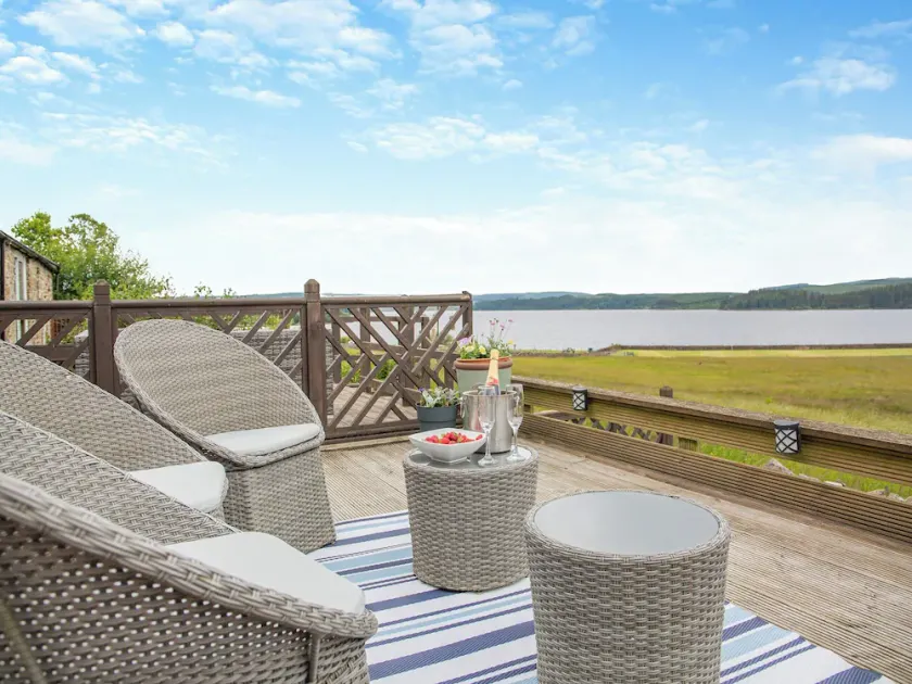 3 bedroom accommodation in Yarrow Moor, near Bellingham - Image 1