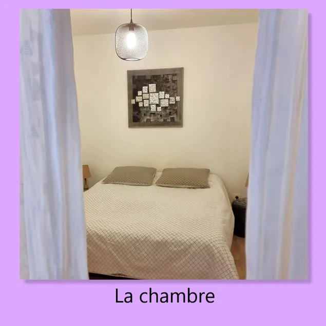 Coeur de ville, T2, pedestrian street, Digne les Bains - Image 1