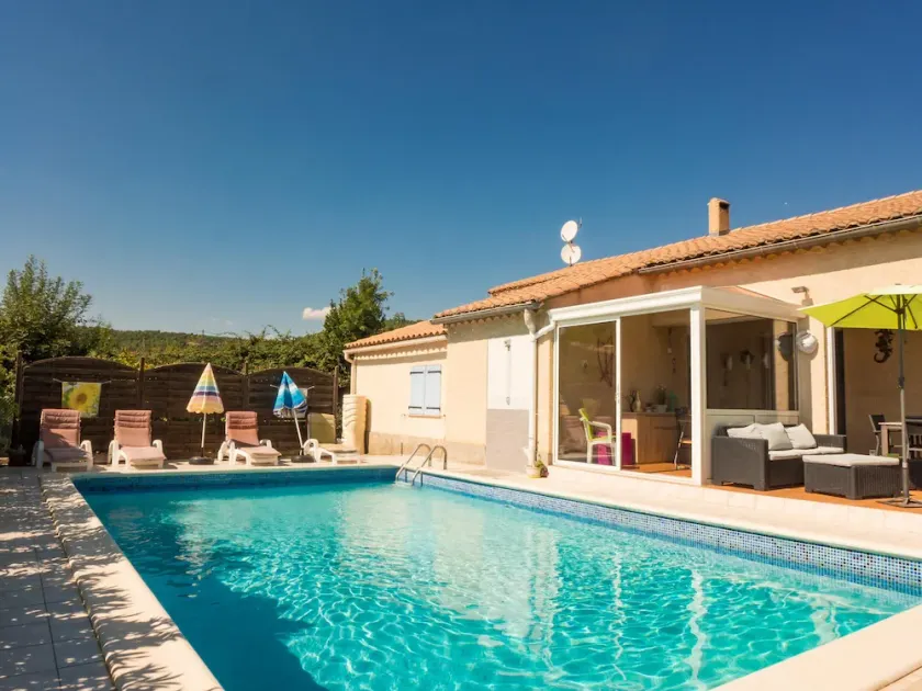 Casa reciente 3 * piscina privada tranquila bonito pueblo cerca de las playas - Image 1
