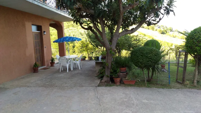 Appartement dans une ferme - Image 1
