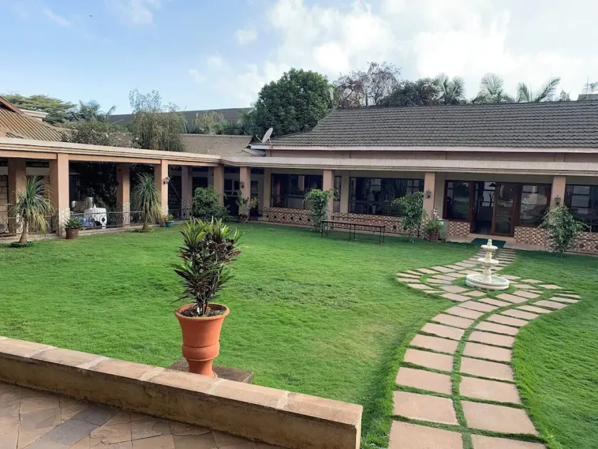 Amara Ridge Hotel Meru  - Image 1