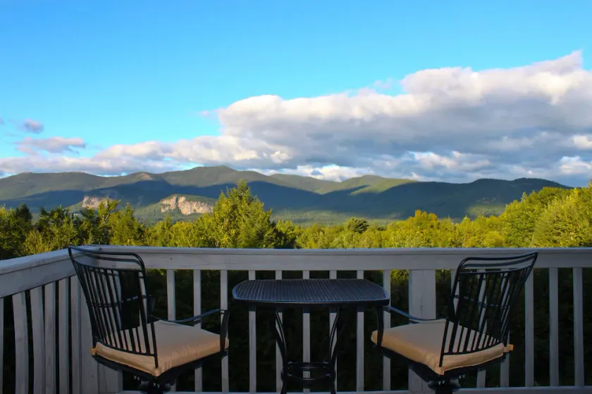 Ensolarado Condo w / Lojas Outlet, Expansivo Montanha, Vale vistas perto North Conway - Image 1