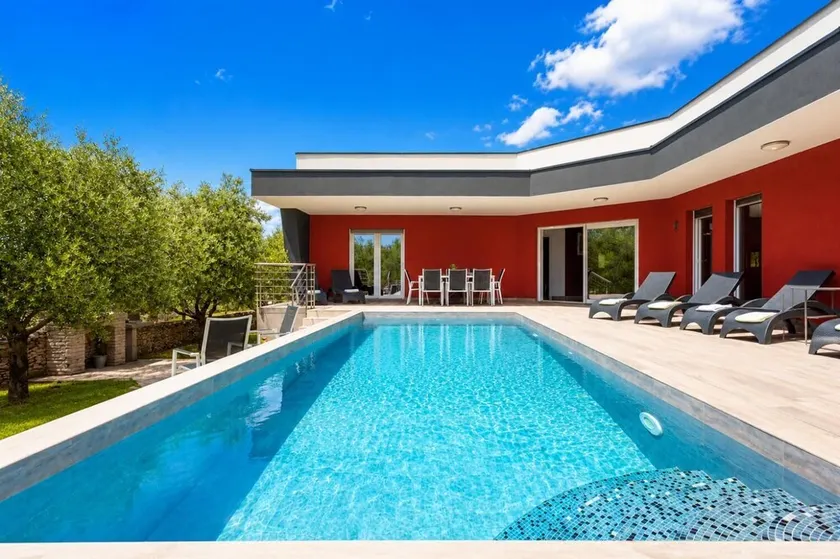 Villa LM - Image 1