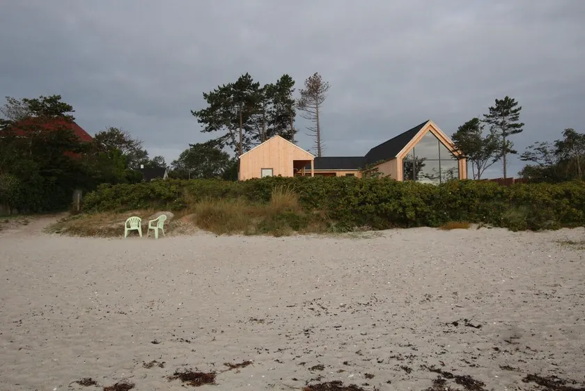 Accommodation with 5 bedrooms in Samsø - Image 1