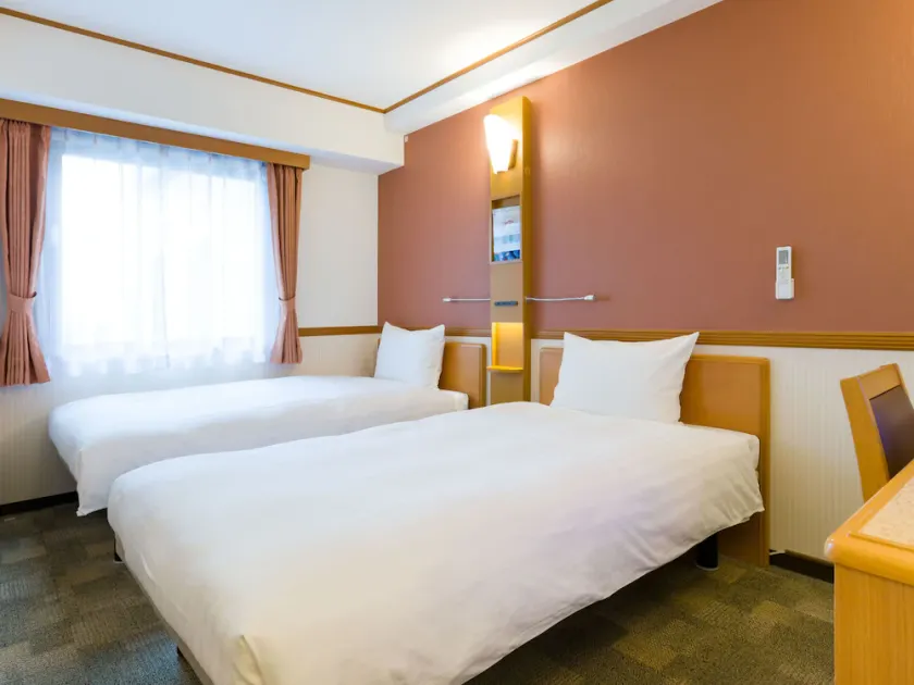 Toyoko Inn Yamato Ekimae - Image 1