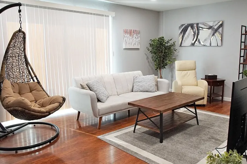 Entire Spacious home 3BD/2BA in the heart of the Bay Area - Image 1