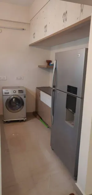 Happy Homes- Luxurious 3BHK Fully Furnished - Image 1