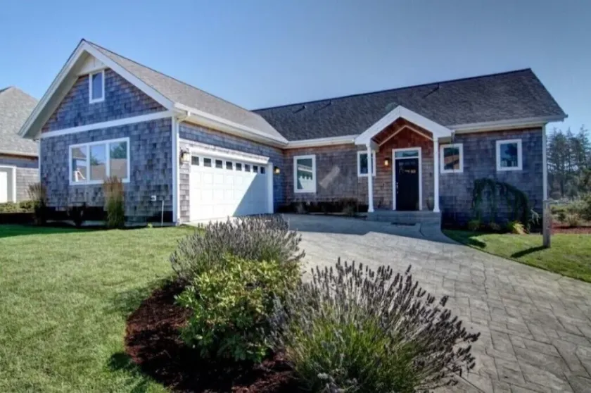 Bedøvelse 4 seng 3 Bath New Home walkable 3/4 mile til Beach & 1/2 mil til byen! - Image 1