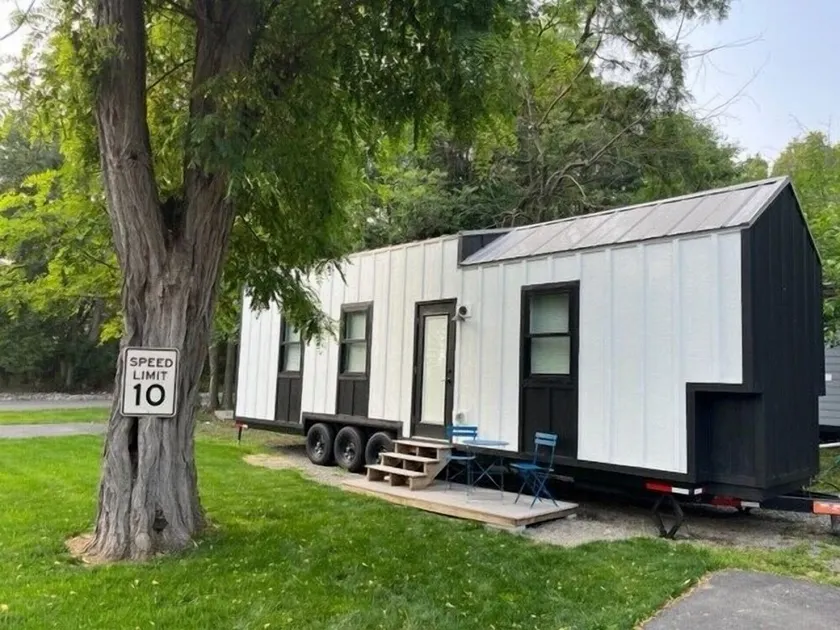 Unique tiny home experience in a one of a kind tiny home community! - Image 1