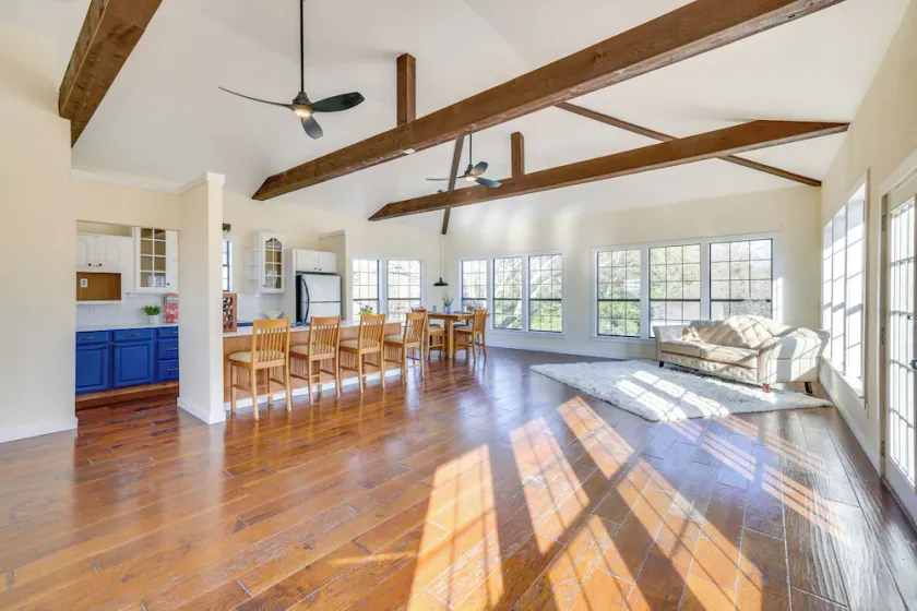 Quiet & Convenient Unit, 7 Mi to Lake Ray Hubbard! - Image 1