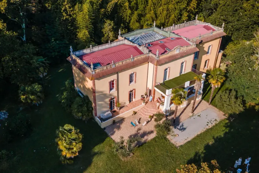 Comfort stay at Château de Larunque - Image 1