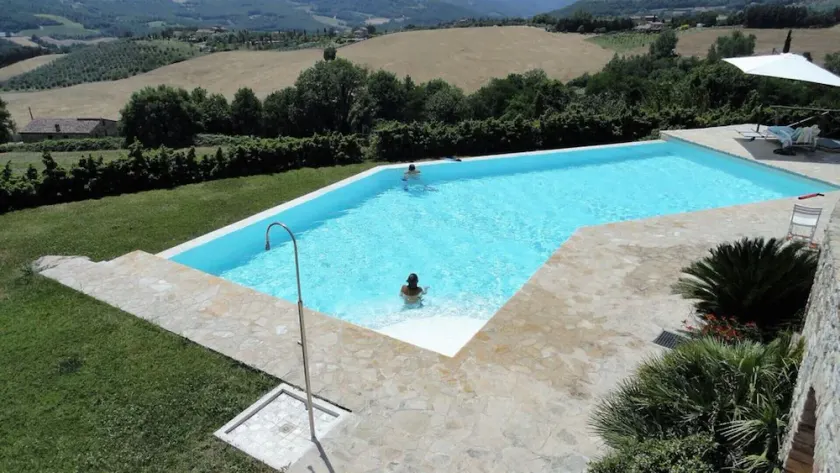 Schöne Villa mit herrlichem Pool - Image 1
