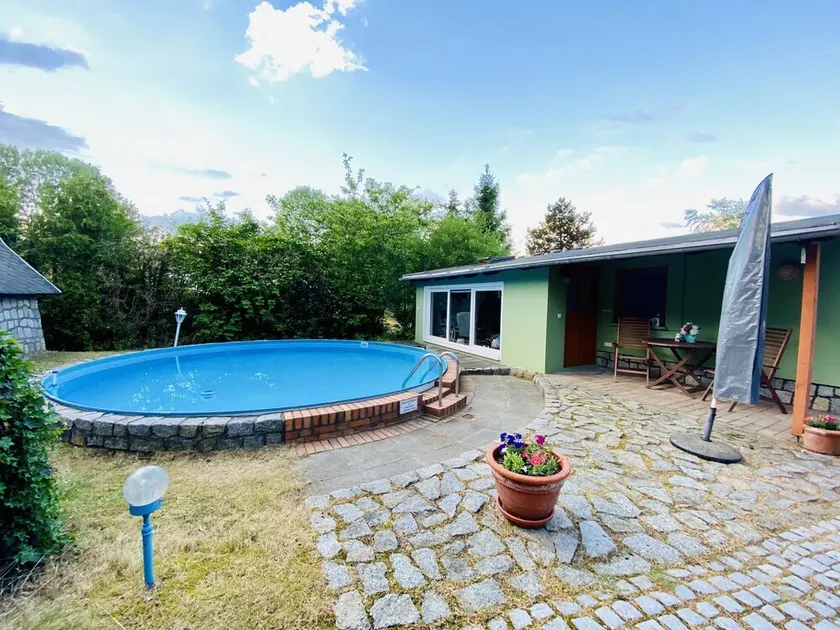 Bungalow with pool in Malchow - Image 1