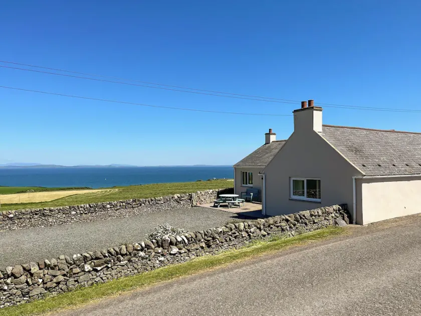 3 bedroom accommodation in Stranraer - Image 1