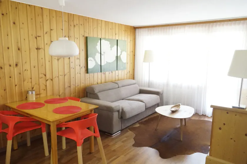 2 Room, Kitchen, South Balcony, Pool, Covered Parking In Quiet Täsch (zermatt) - Image 1