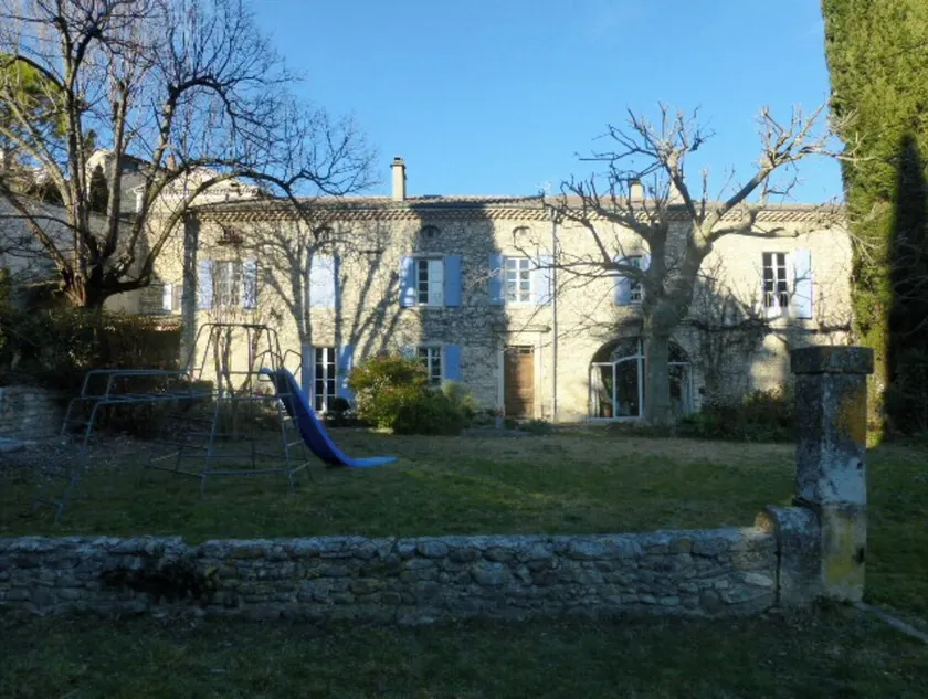 18th century Mas Provençal with swimming pool and fenced garden in village - Image 1