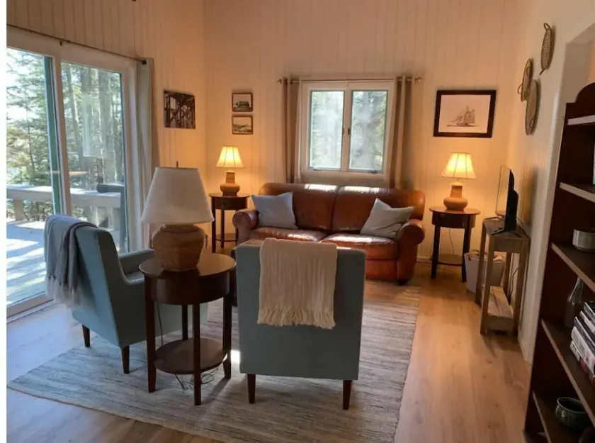 Harborside Cottage-overlooking Bass Harbor - Image 1