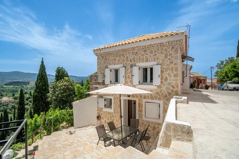 Apartment 'Villa Nicolas' with Mountain View, Wi-Fi and Air Conditioning - Image 1