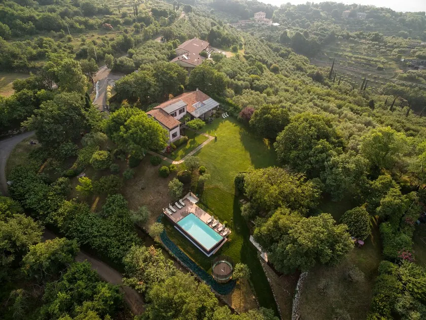 Charming portion of villa with pool in the hills of Verona - Image 1