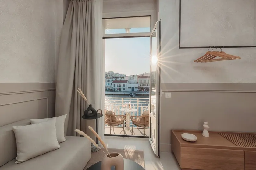 Luxury Suites by Lato - Image 1