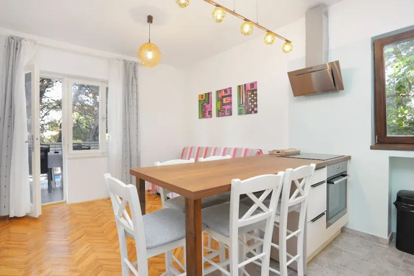 Apartamento para dos personas con una terraza Balica Rat, Omis (A-1065-a) - Image 1