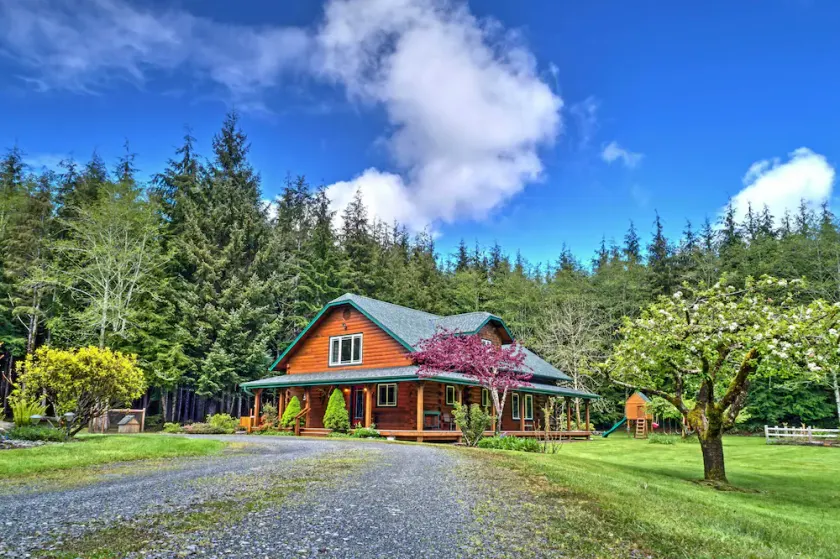 Delightful Home på 10 Acres - 10 min till La Push! - Image 1