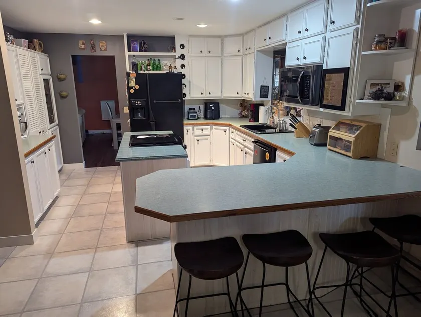 Spacious Sturgis Rally Rental 6 Bedroom Home - Image 1
