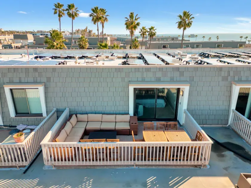G322 - Suite Beach Penthouse - Image 1