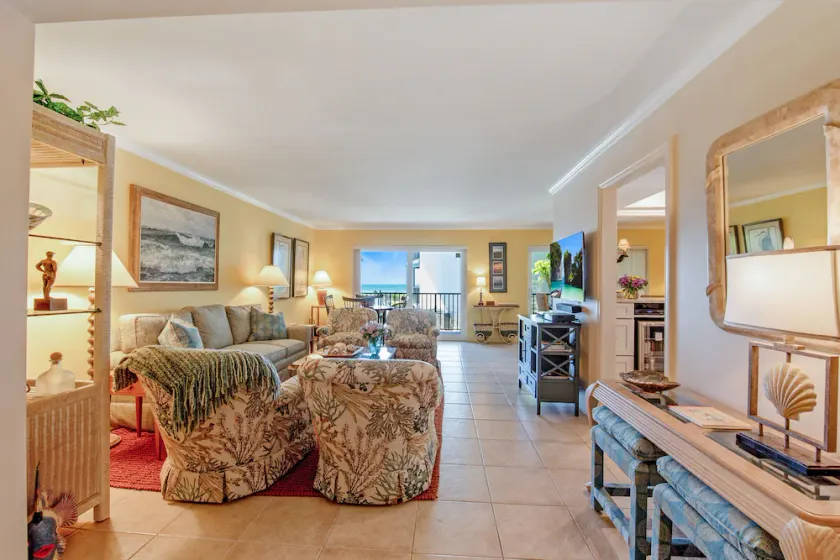 Gulf Place 7B - Image 1