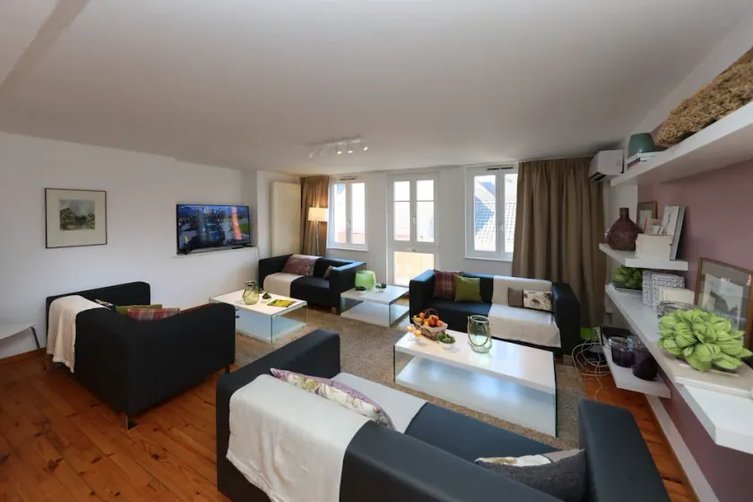 decker duplex city center 145m2 ac 3br 3bth - Image 1