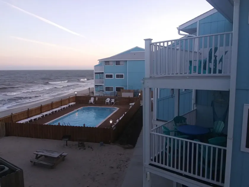 💥Reduced pricing due to last minute cancellation💥OCEANFRONT- TOP FLOOR⛱️🐚 - Image 1