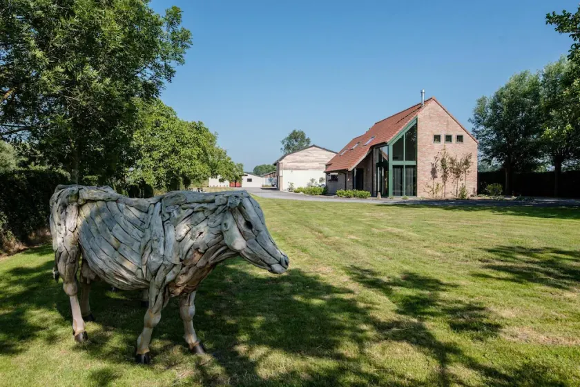 Smukt rummeligt sommerhus i naturreservatet i Brugge - Image 1