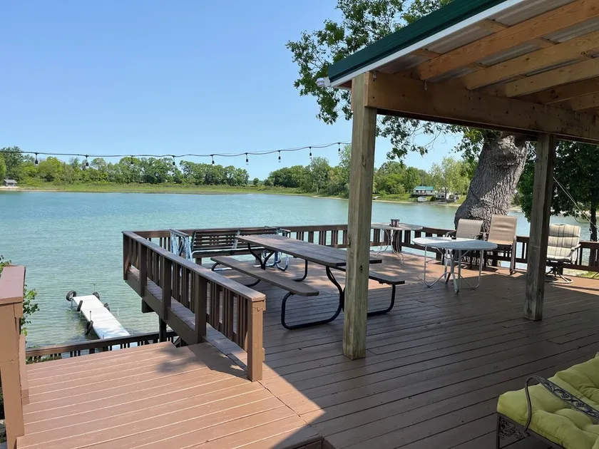 Gilead Lakefront Cottage mit großem Deck und schöner Aussicht - Image 1