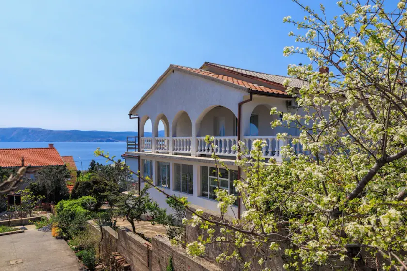 Apartment Mare - Image 1