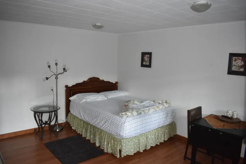 Newly Renovated Studio with Kitchenette - Located at the Heart of Promised Land - Image 1