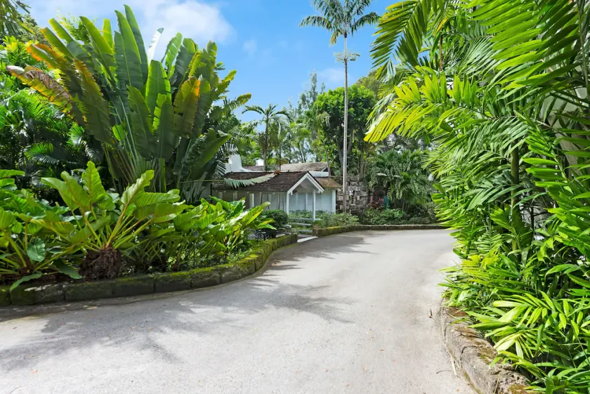 Landmark House & Cottage - Image 1