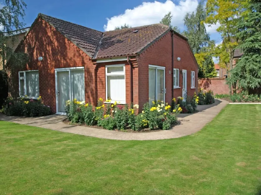 Luxury Detached Bungalow In The Beautiful Lincolnshire Wolds - Image 1