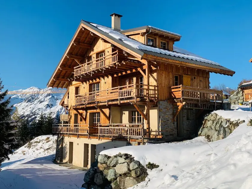 Chalet Le Montana 1 - Image 1