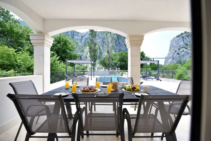 Villa Sophia with private swimming pool near the beach! - Image 1