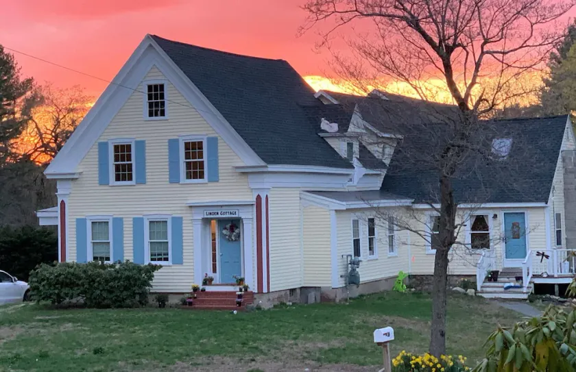 Linden Cottage - comfort, connection, convenience - Image 1