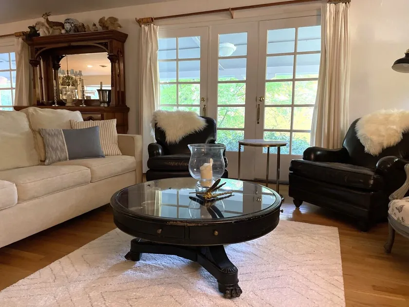 Country Retreat with Pond, Pet Friendly! - Image 1