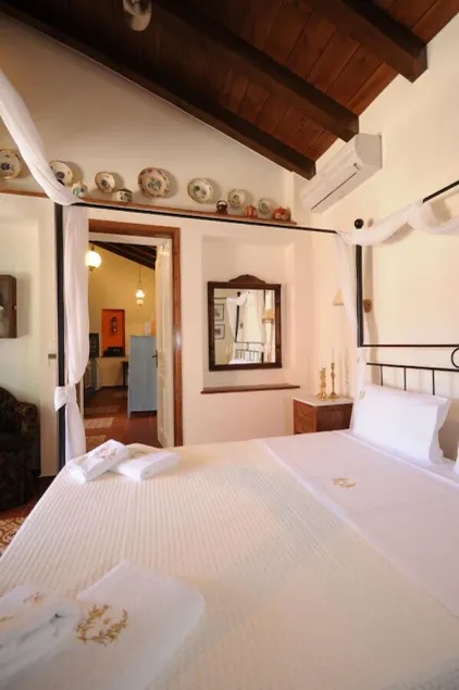 Agapi, A Beautiful small apartment with big veranda, perfect for a couple - Image 1
