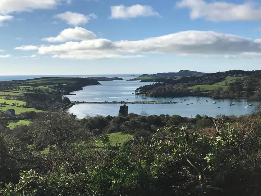 A quiet sea side location to relax and unwind or take part in sea side kayaking - Image 1