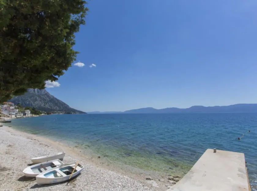 Beachfront Apartments Andrijević - Image 1