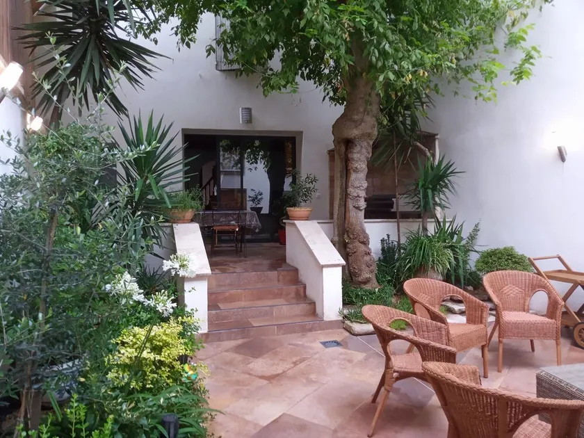 Charming home - Image 1